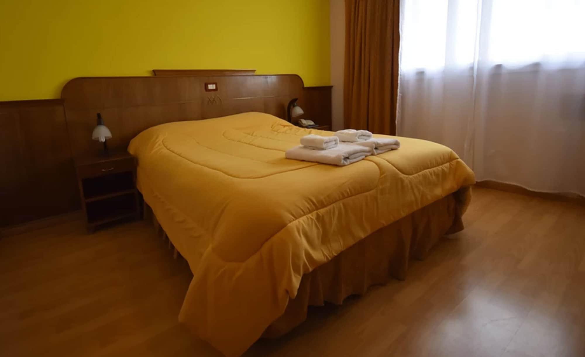 Hotel Picos Del Sur El Calafate Eksteriør billede