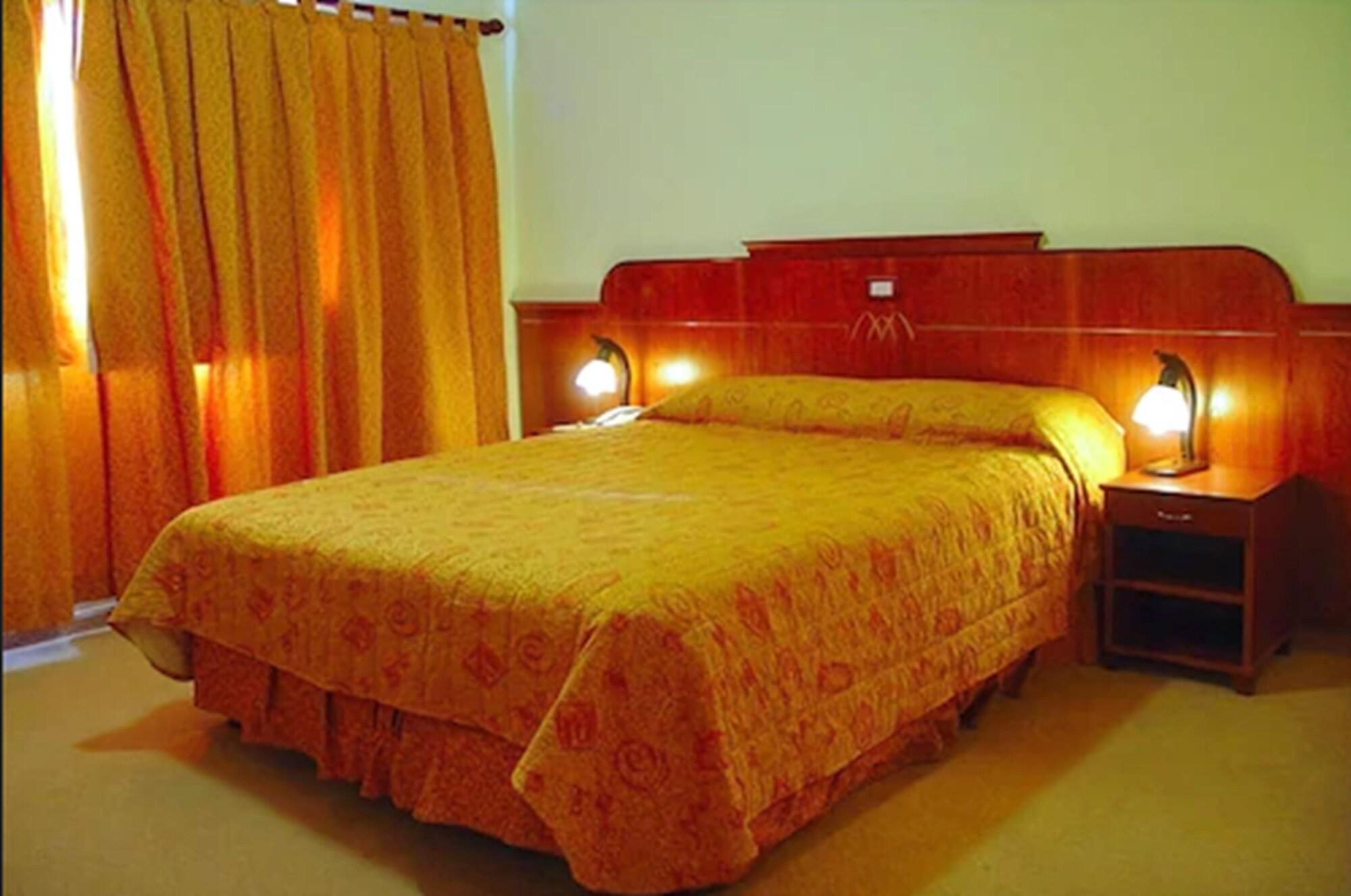 Hotel Picos Del Sur El Calafate Eksteriør billede
